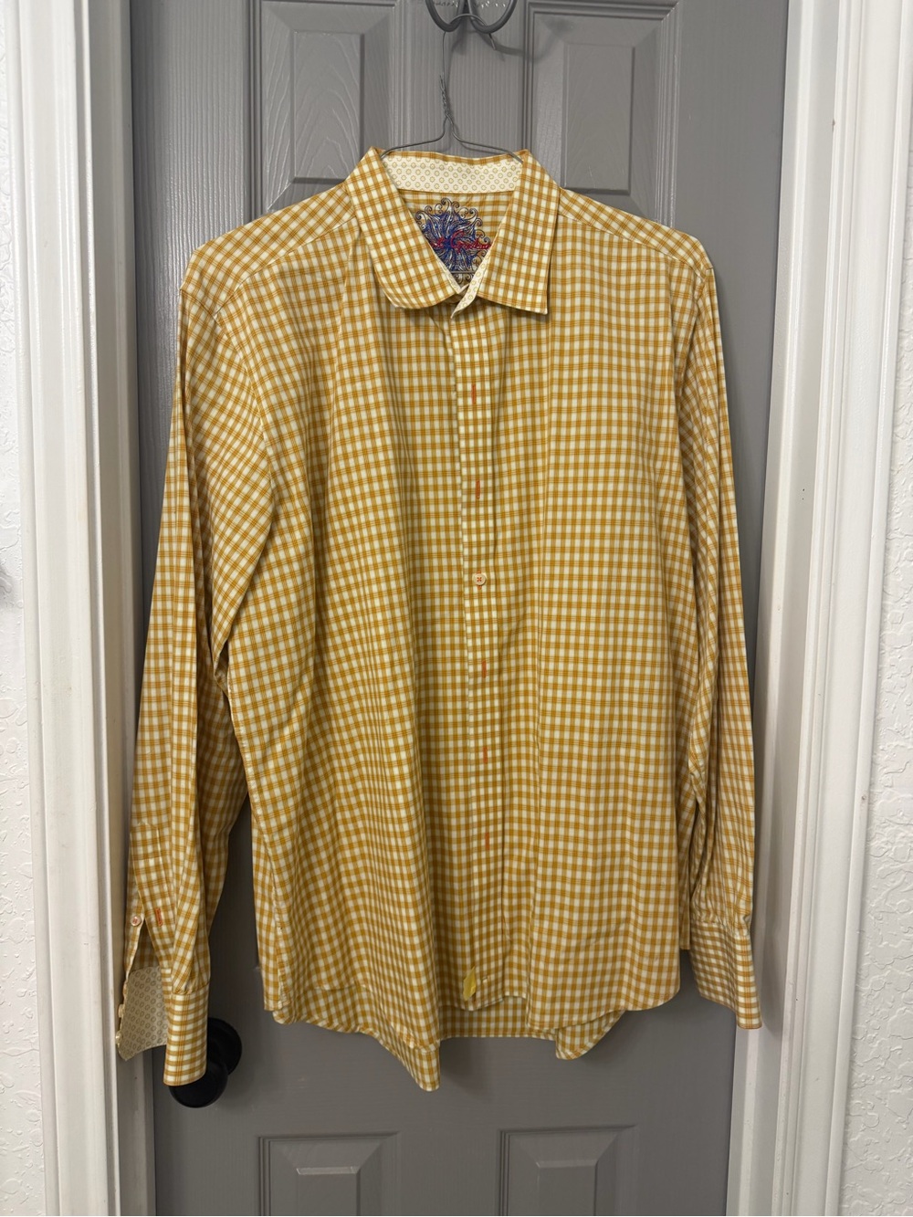 Robert Graham Button Up Shirt